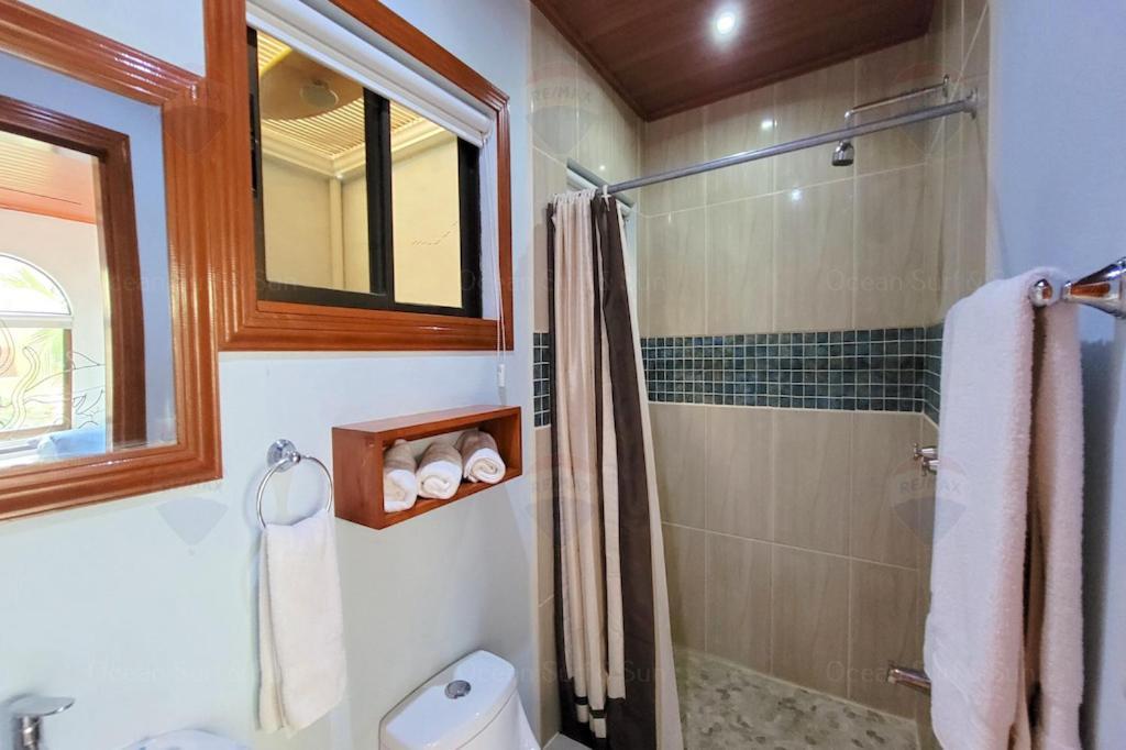 La Buena Vida Apartment *